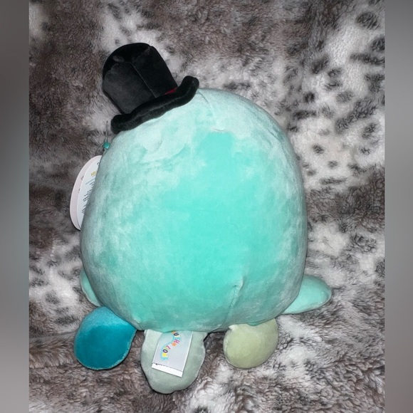 Eiko Squishmellow - Picture 4 of 5